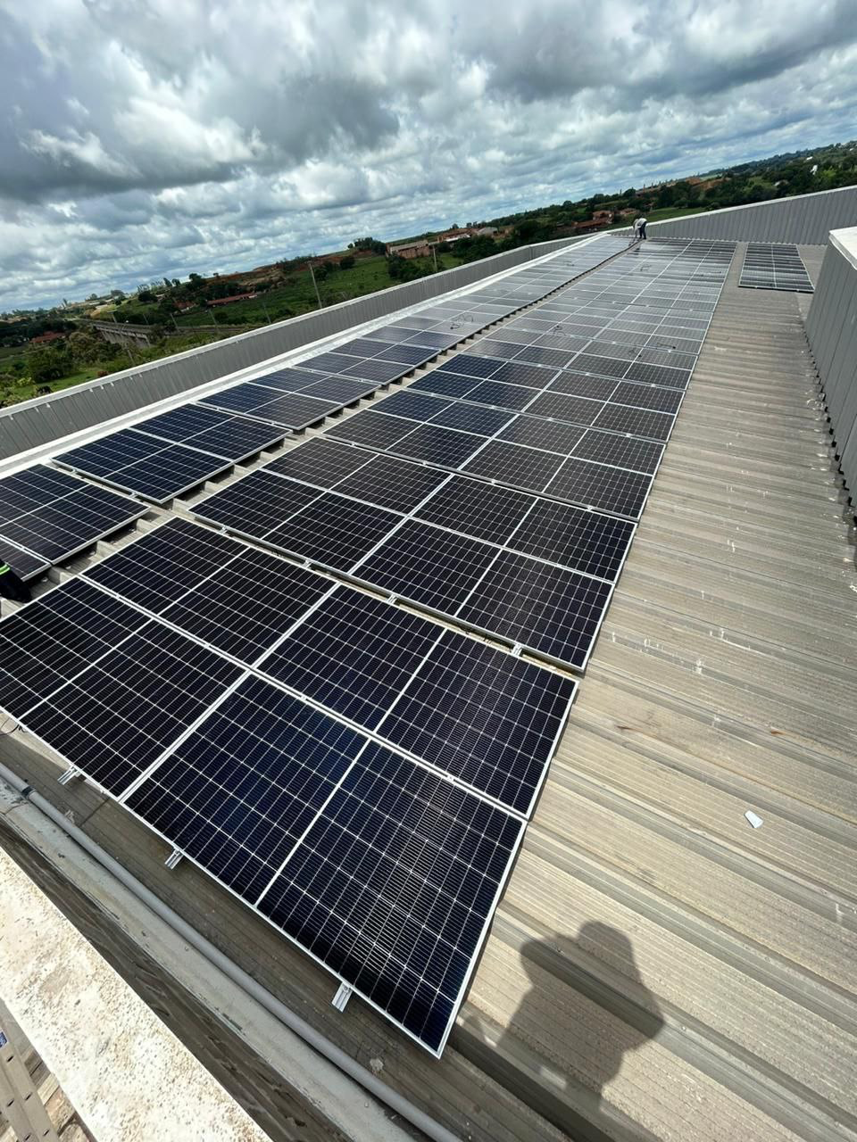 Luna - Injeção Plástica — vista ampla do sistema solar